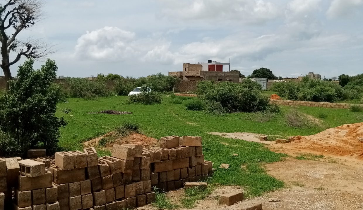 Terraiin 225 mètres carrés à Saly Joséph keur Youngar 2