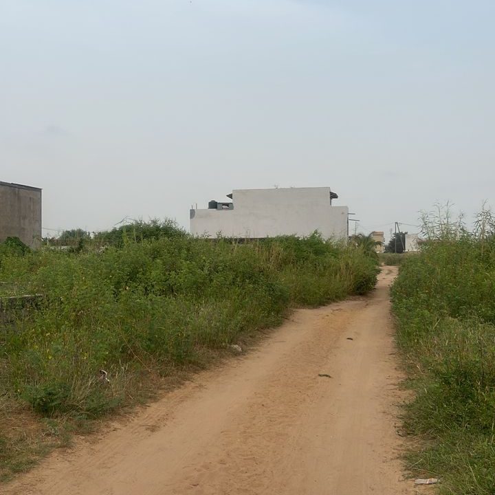 Terrain 1800 mètres carrés à Ngaparou 1