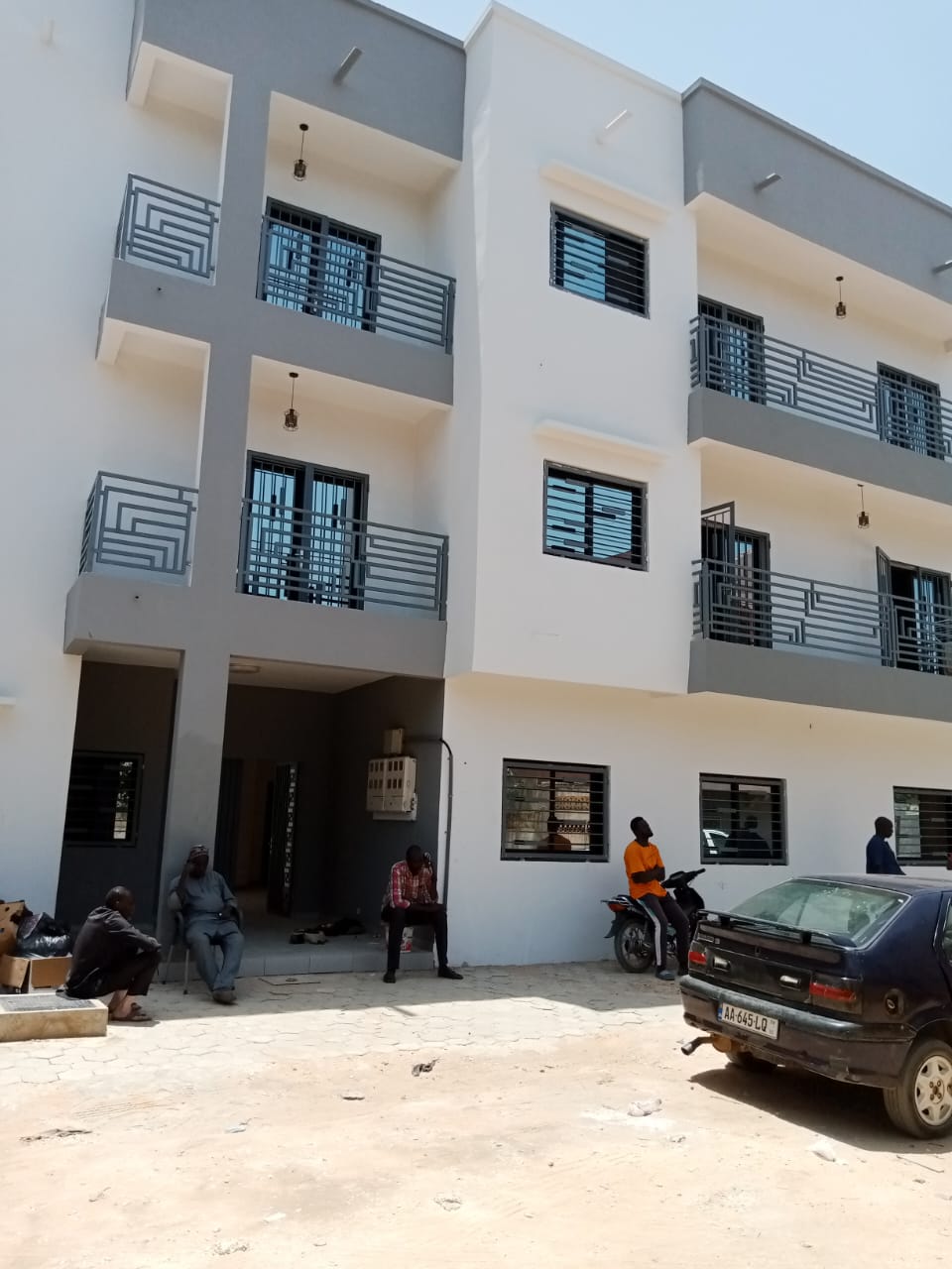 Appartement de 2 chambres Salon à louer à Saly Sénégal