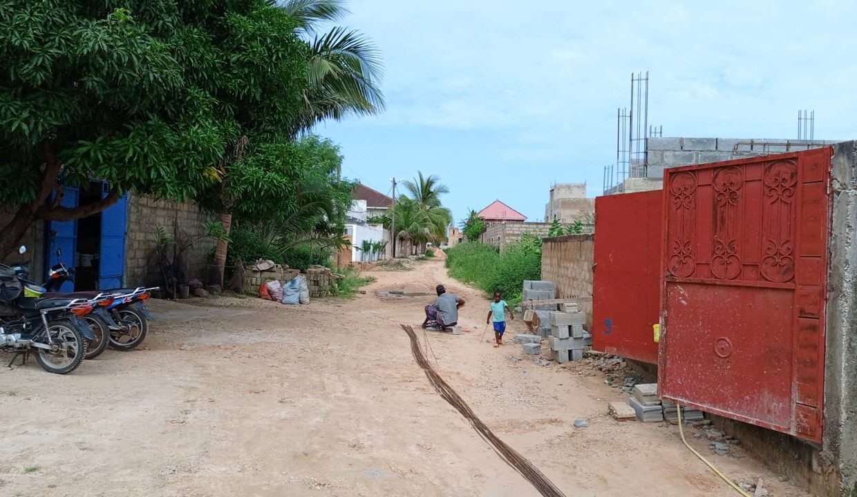 Terrain de 350m2 à saly diamb 04