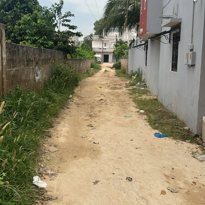 terrain de 750m2 à saly 03