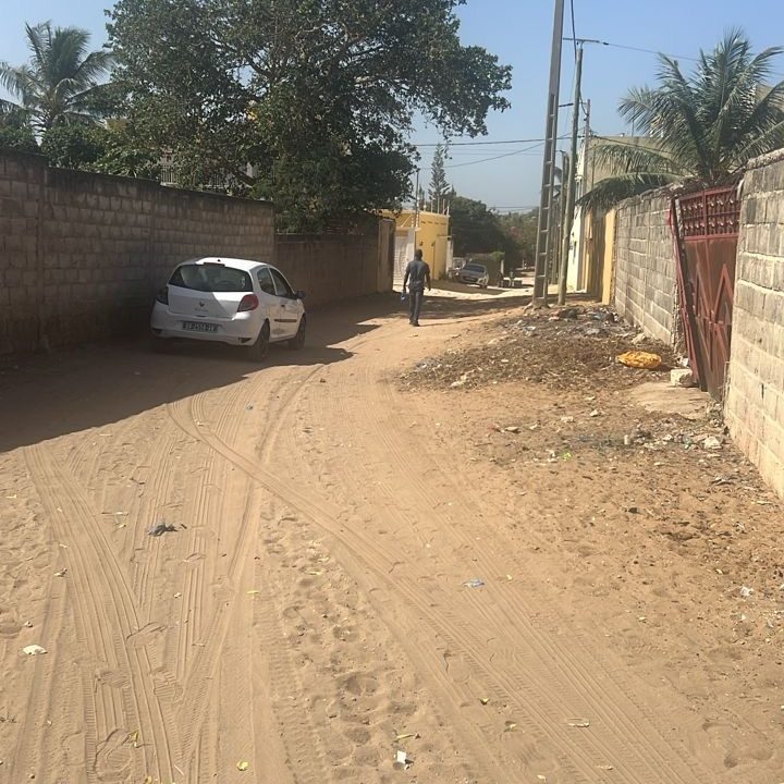 Terrain de 415m2 à Saly 03