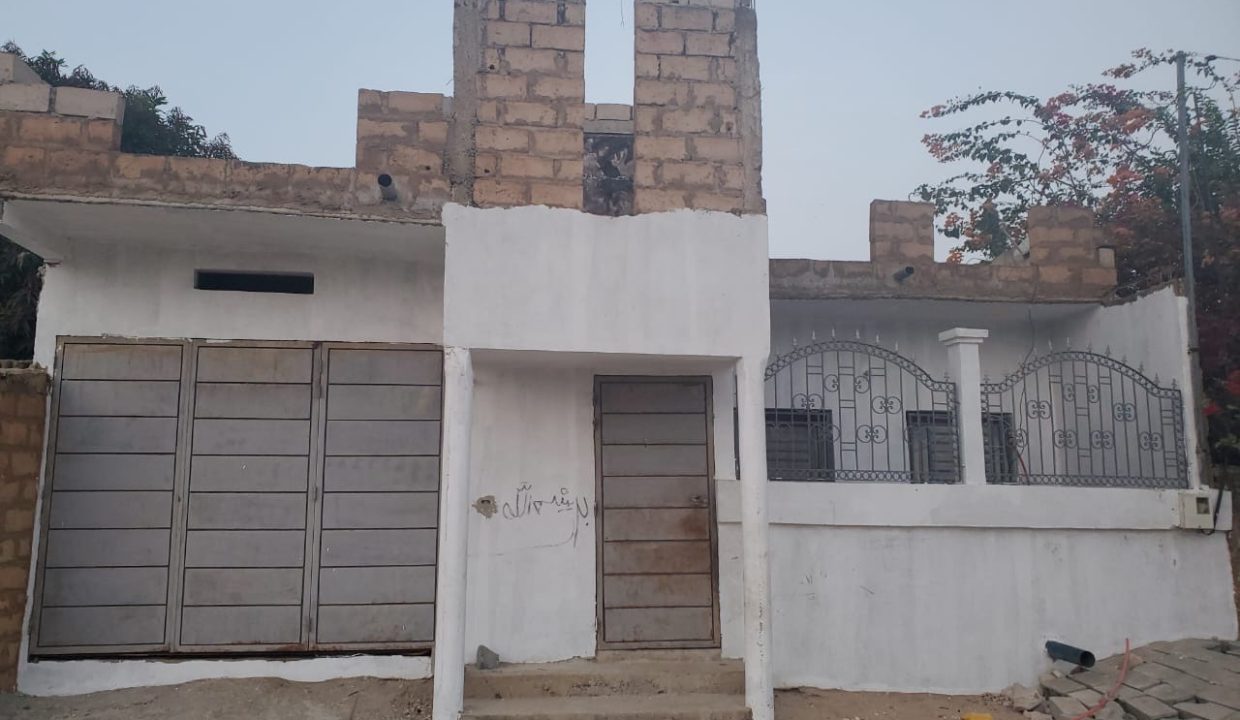 villa de 150m2 à mbour 04