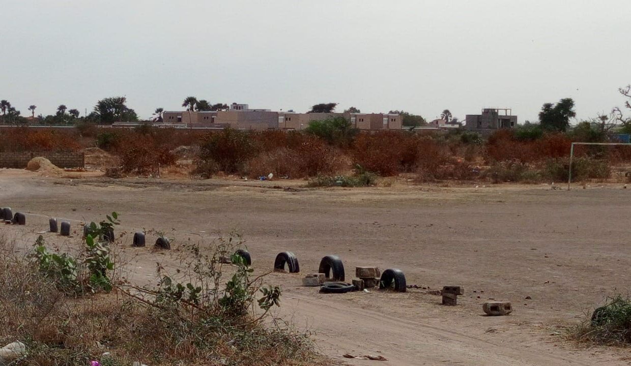 Lot de 500m2 à Saly K Y 04