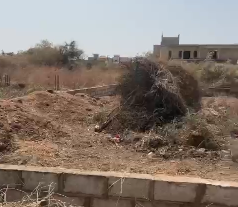 terrain 500m2 à Nguékhokh camp 04