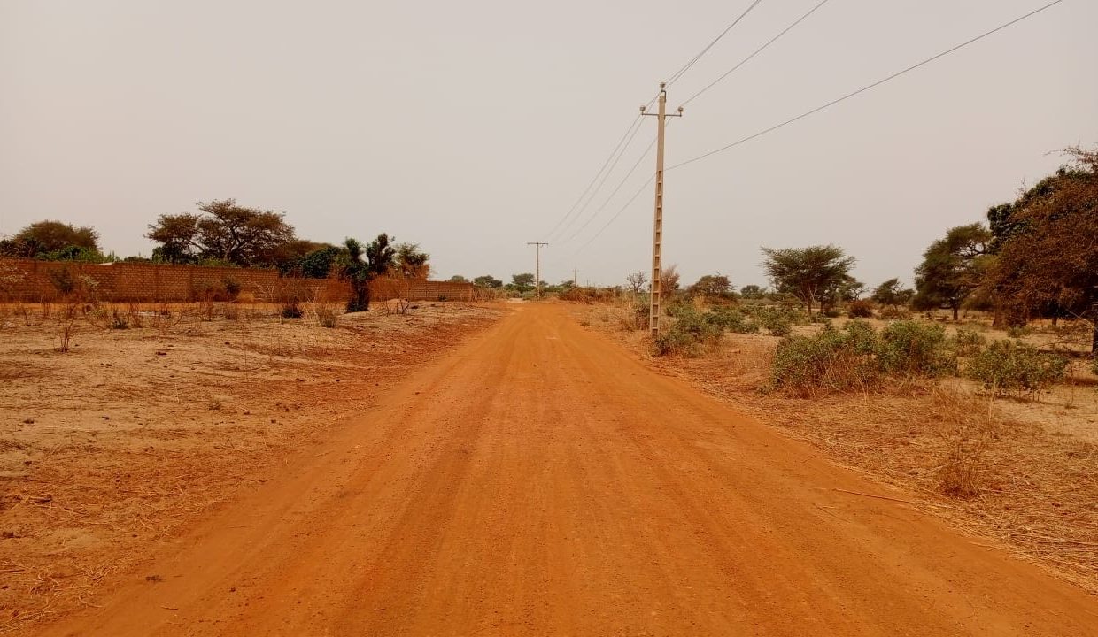 lot 225m2 à Malicounda 03