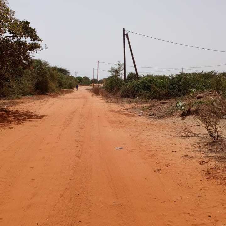 Terrains de 200m2 à Bambilor 04