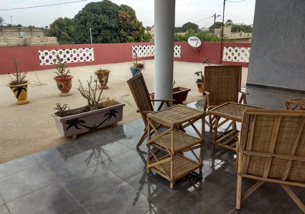 villa à louer à mbour 02