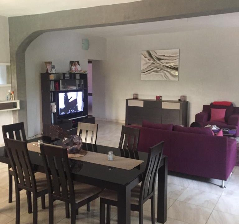 villa à louer à mbour 11