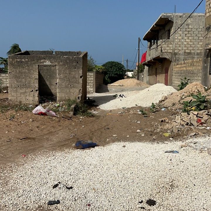 Terrain de 300m2 à Saly darou 03