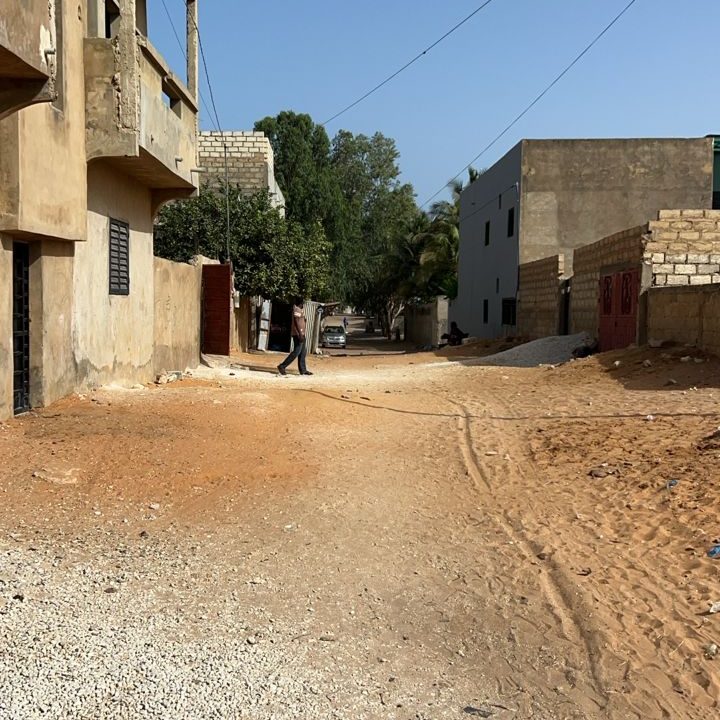 Terrain de 300m2 à Saly darou 05