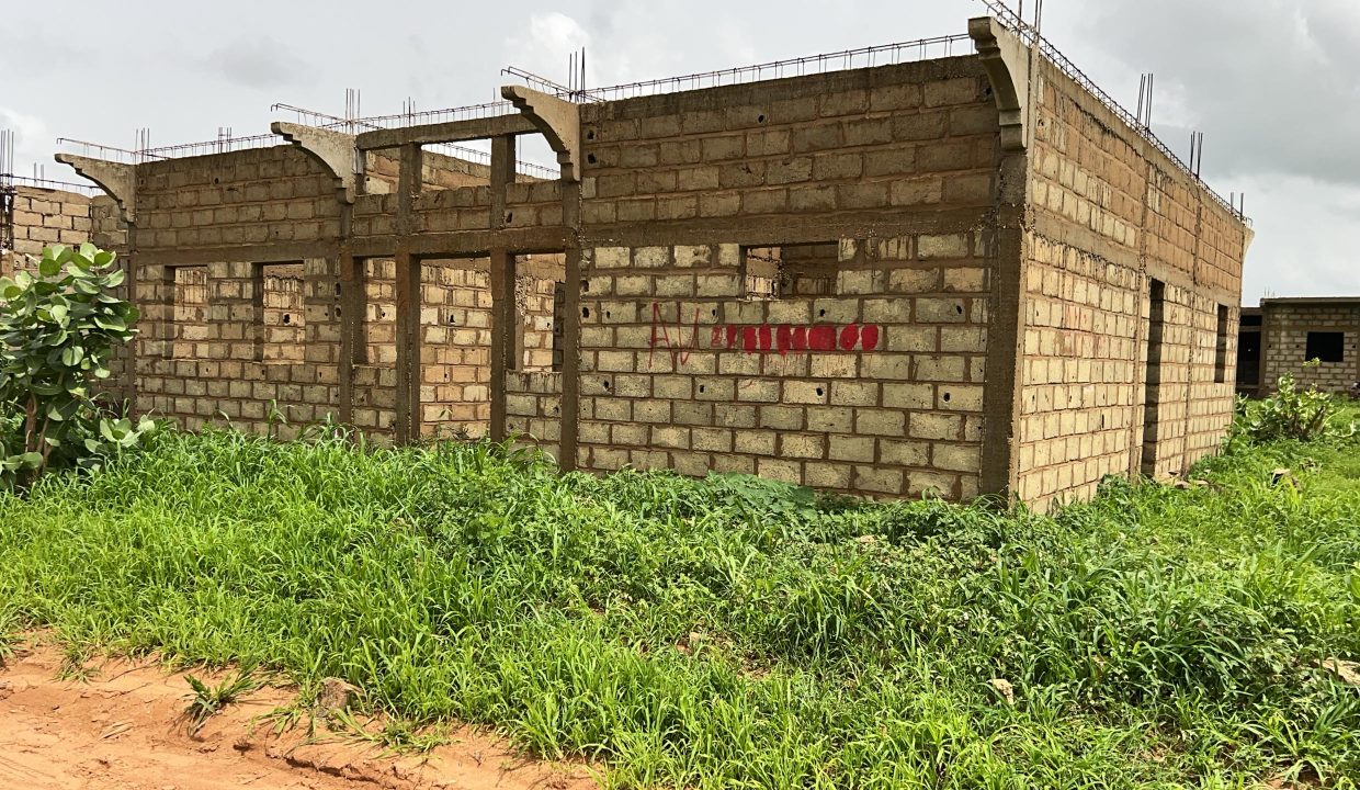 Terrain 229m2 à Nguékhokh 06