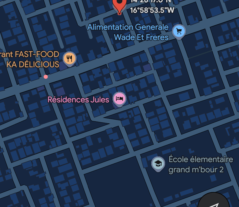 Terrain 300m2 à saly carrefour 01