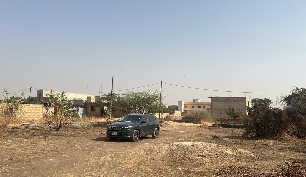 Terrains 300m2 à gandigal 02