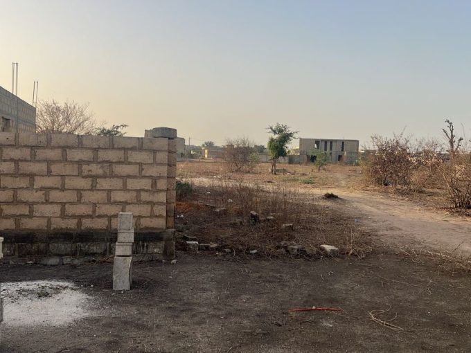 Terrain de 225 mètres carrés à vendre à Gandigal Sénégal