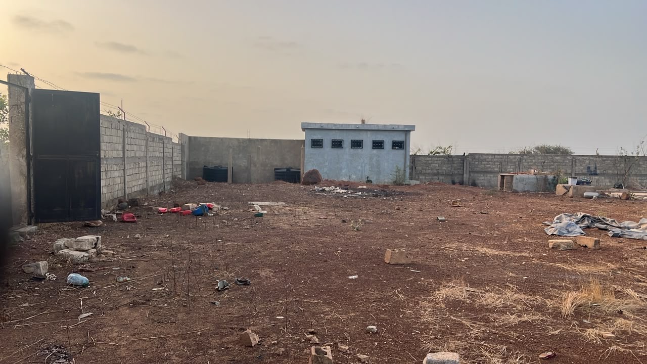 Terrain de 6000 mètres carrés à vendre à Gandigal Sénégal
